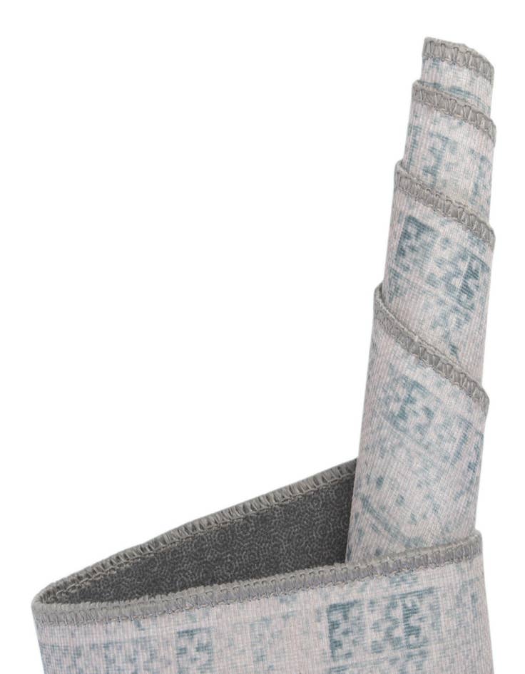 Detail image of 7' 6 x 7' 6 Washable Timeless Square Rug
