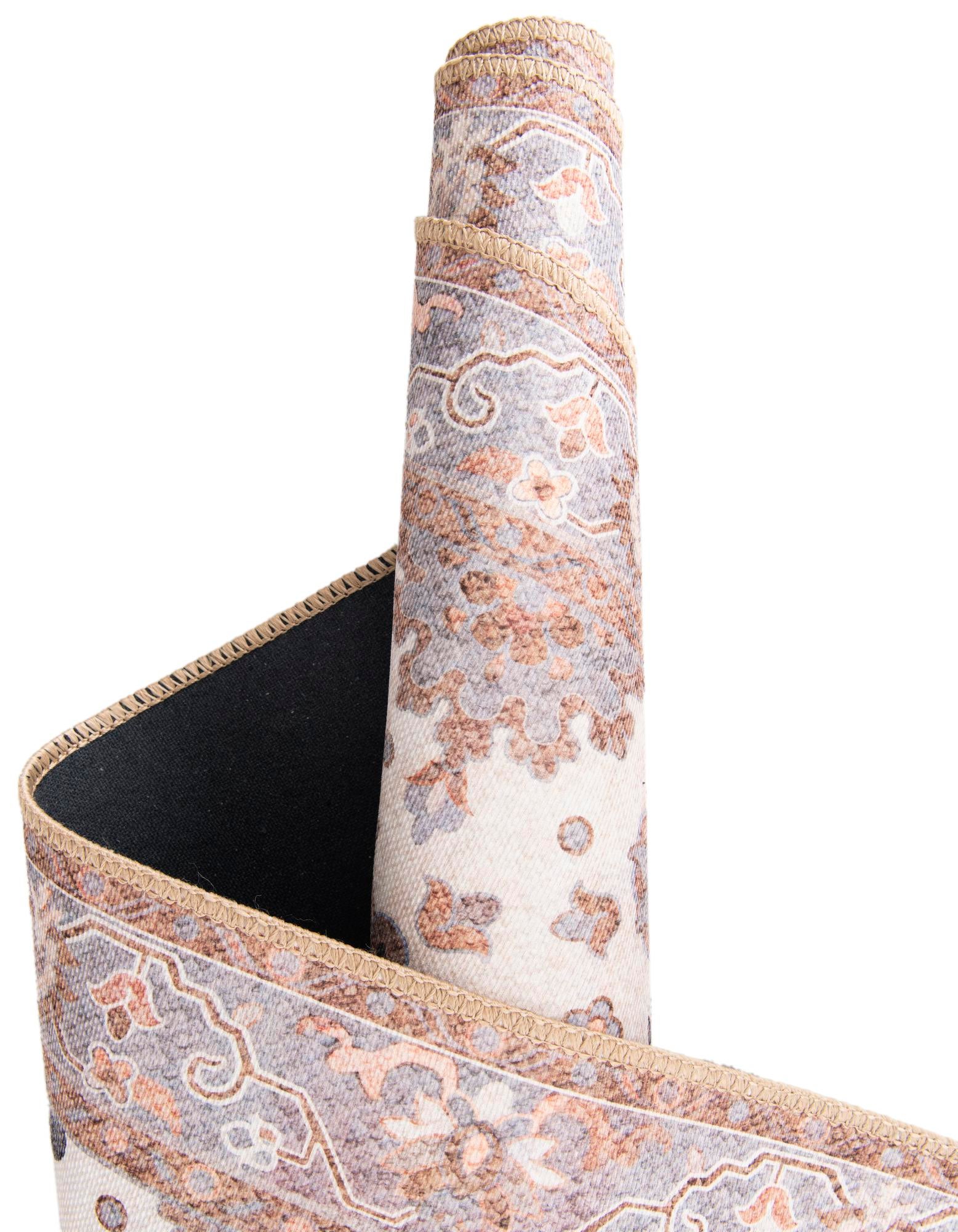 7' 10 x 7' 10 Washable Timeless Square Rug