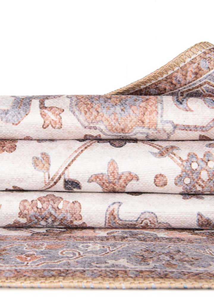 7' 10 x 7' 10 Washable Timeless Square Rug