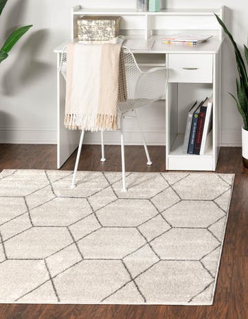 12' x 12' Trellis Frieze Square Rug