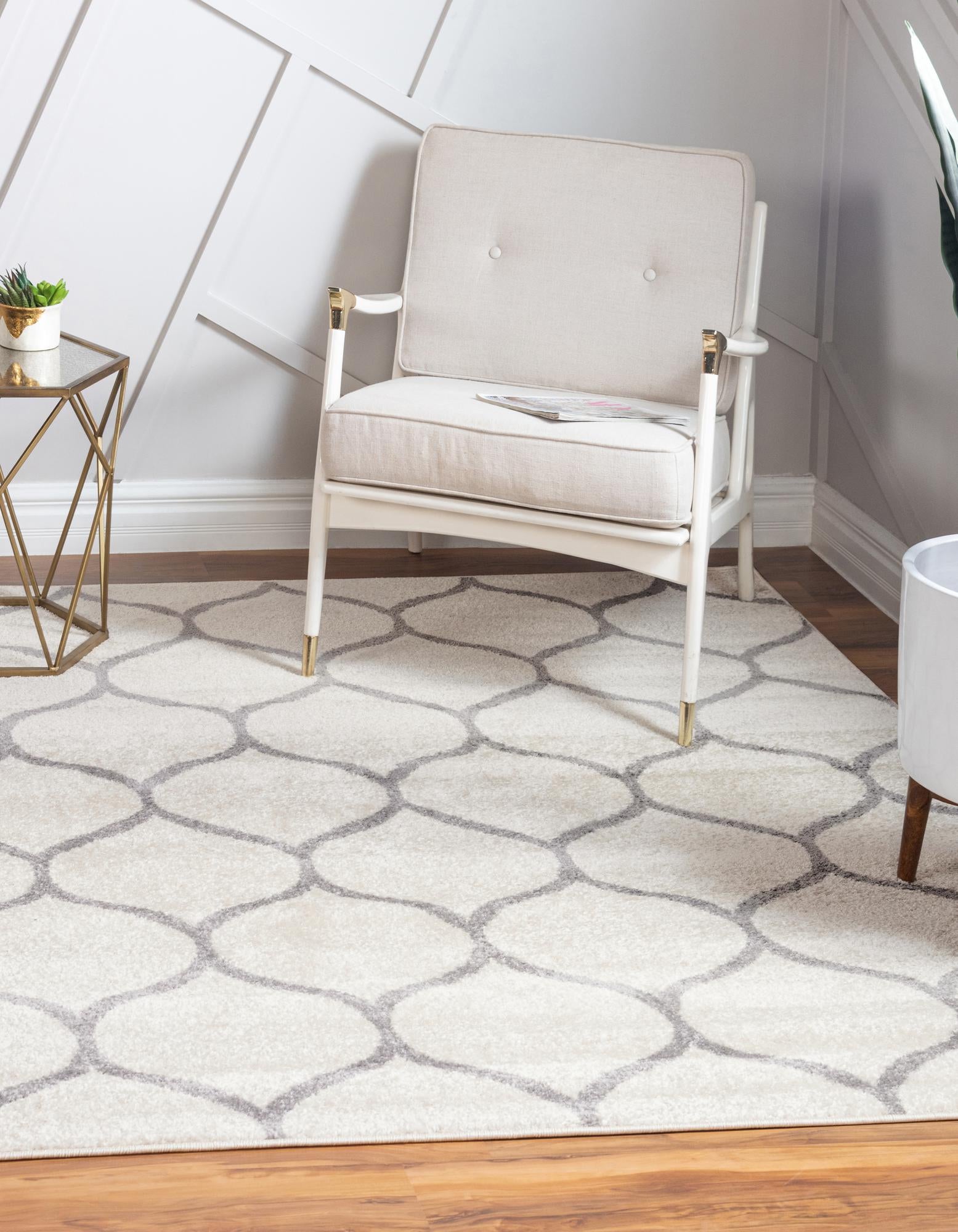 6' x 6' Trellis Frieze Square Rug