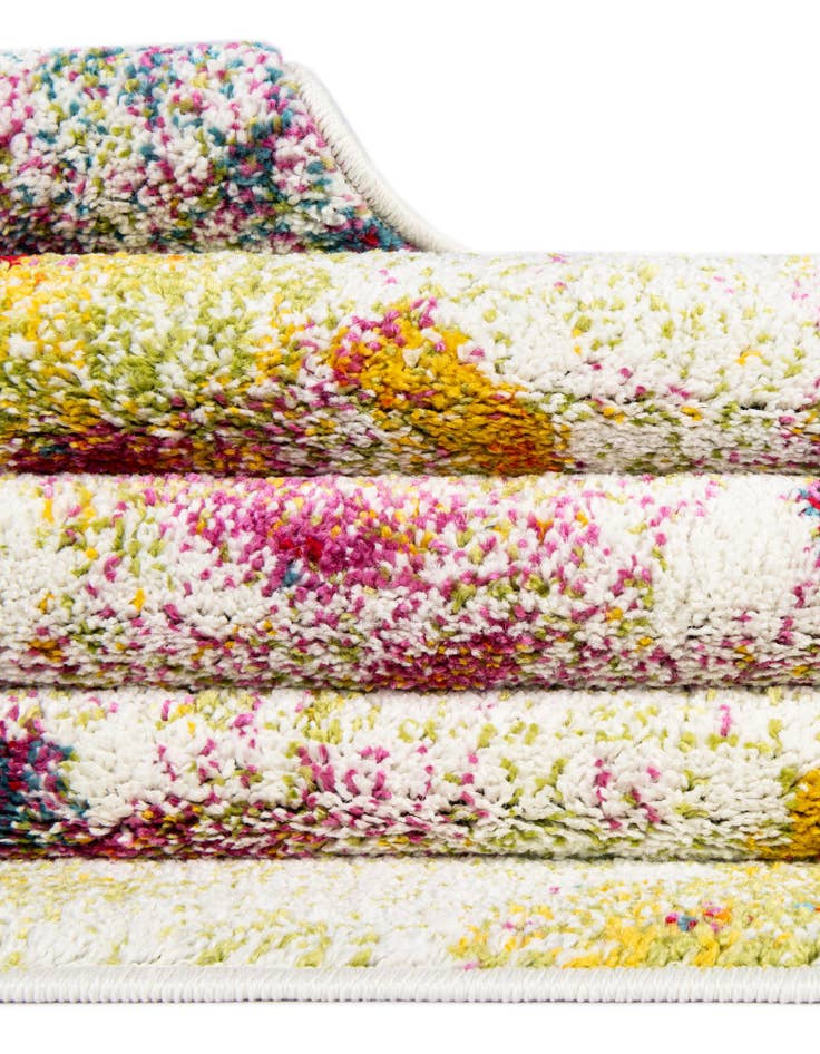 Detail image of 7' 10 x 7' 10 Tuscany Square Rug