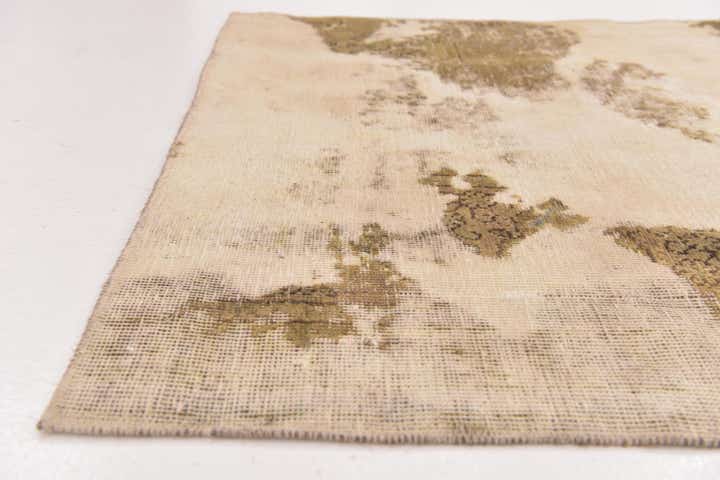 3' 2 x 3' 10 Hand Knotted Ultra Vintage Persian Wool Square Rug