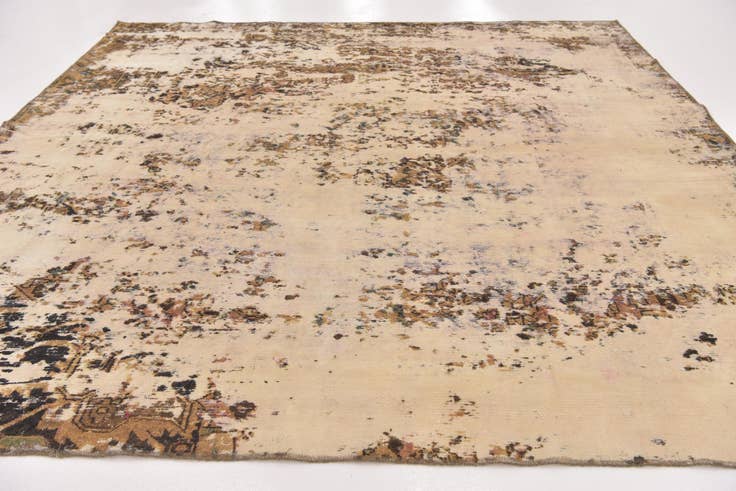 Detail image of 9' 7 x 10' 3 Hand Knotted Ultra Vintage Persian Wool Square Rug
