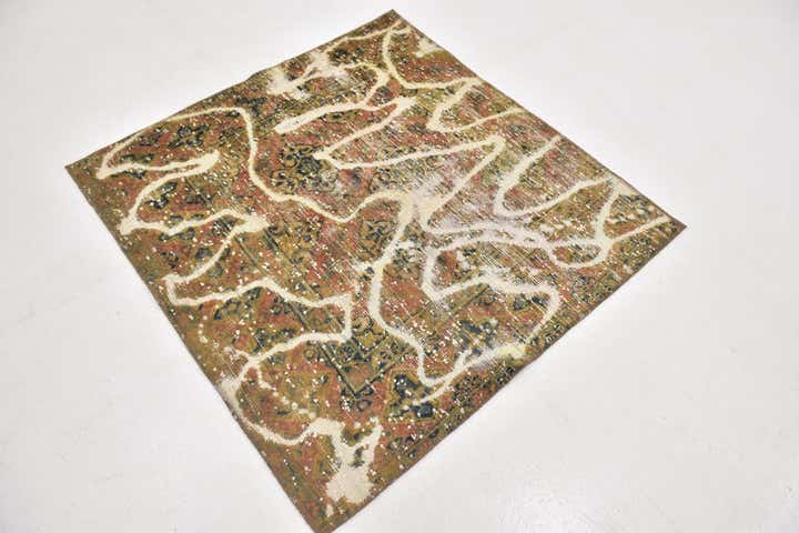 4' x 4' 2 Hand Knotted Ultra Vintage Persian Wool Square Rug