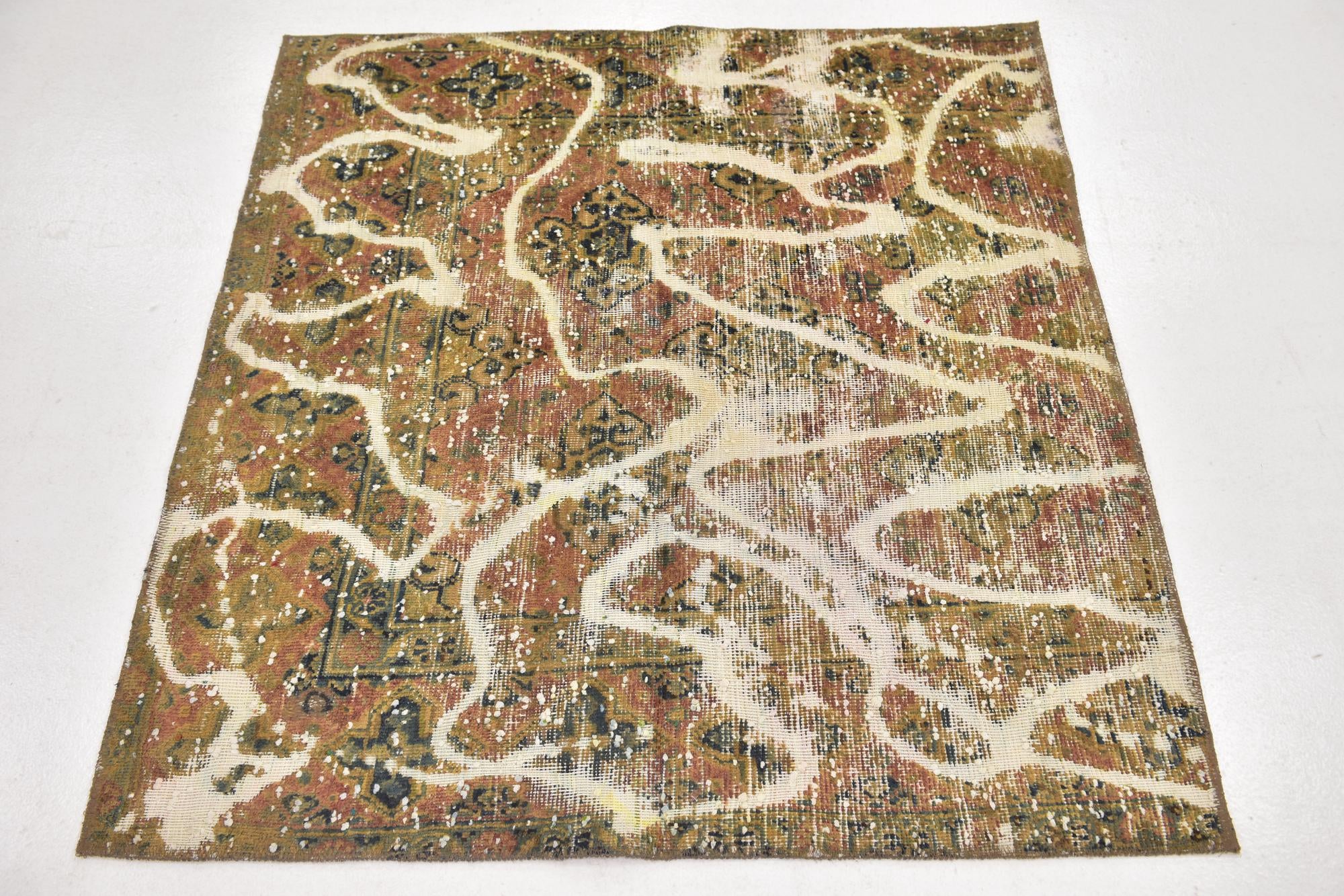4' x 4' 2 Hand Knotted Ultra Vintage Persian Wool Square Rug