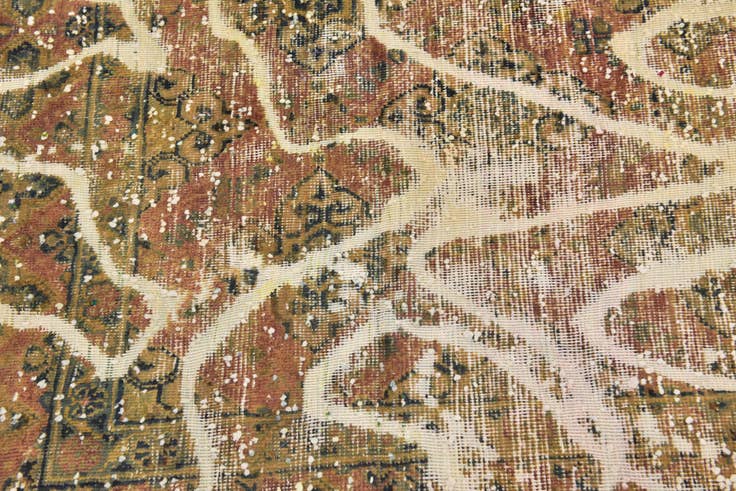 Detail image of 4' x 4' 2 Hand Knotted Ultra Vintage Persian Wool Square Rug