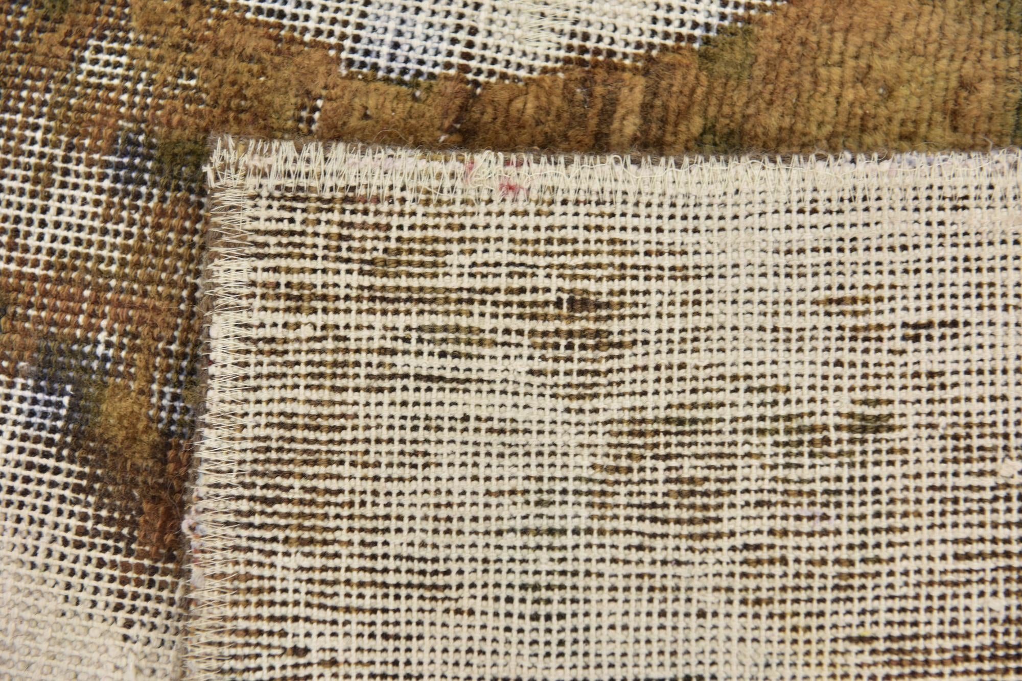 5' 5 x 6' 4 Hand Knotted Ultra Vintage Persian Wool Square Rug