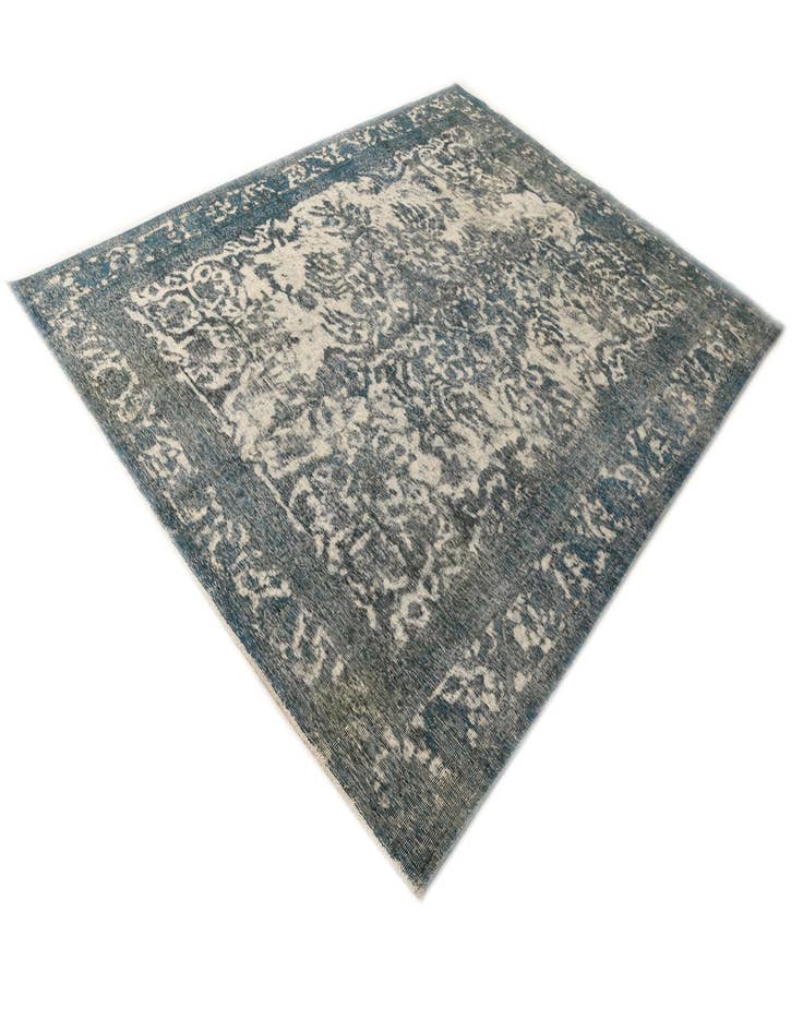 Detail image of 8' 1 x 10' 8 Hand Knotted Ultra Vintage Persian Wool Rug