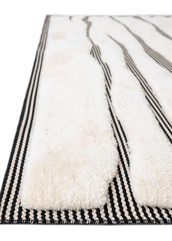 4' x 6' Prismatic Rug