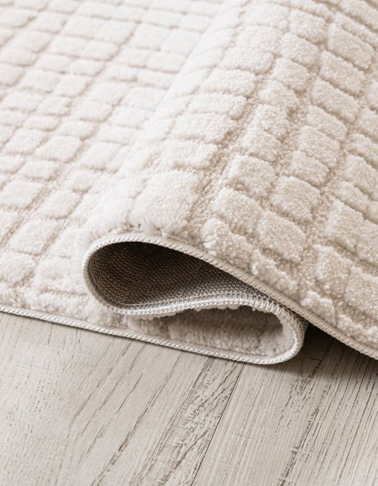 Detail image of 2' 7 x 12' Textura Designer Runner Rug