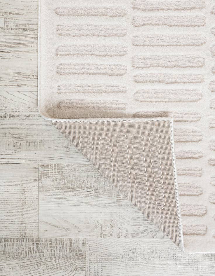 Detail image of 2' 7 x 12' Textura Designer Runner Rug