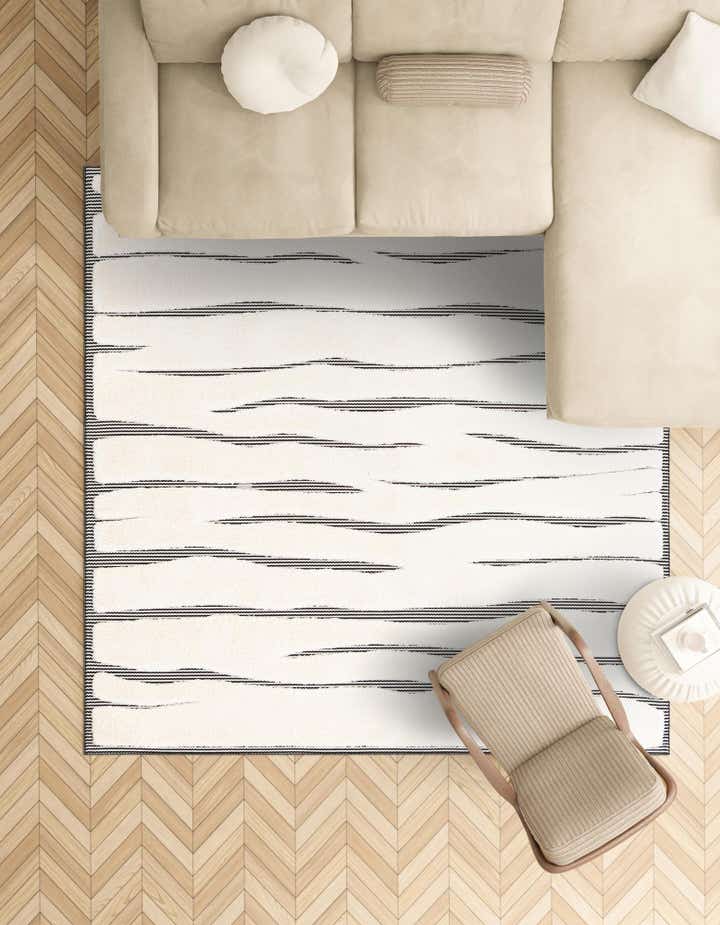 7' 10 x 7' 10 Prismatic Square Rug