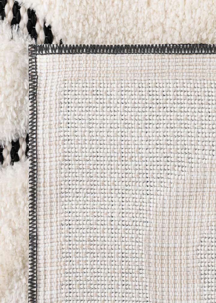 10' x 10' Prismatic Square Rug