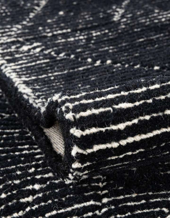 7' 10 x 7' 10 WoolCraft Geometric Round Rug