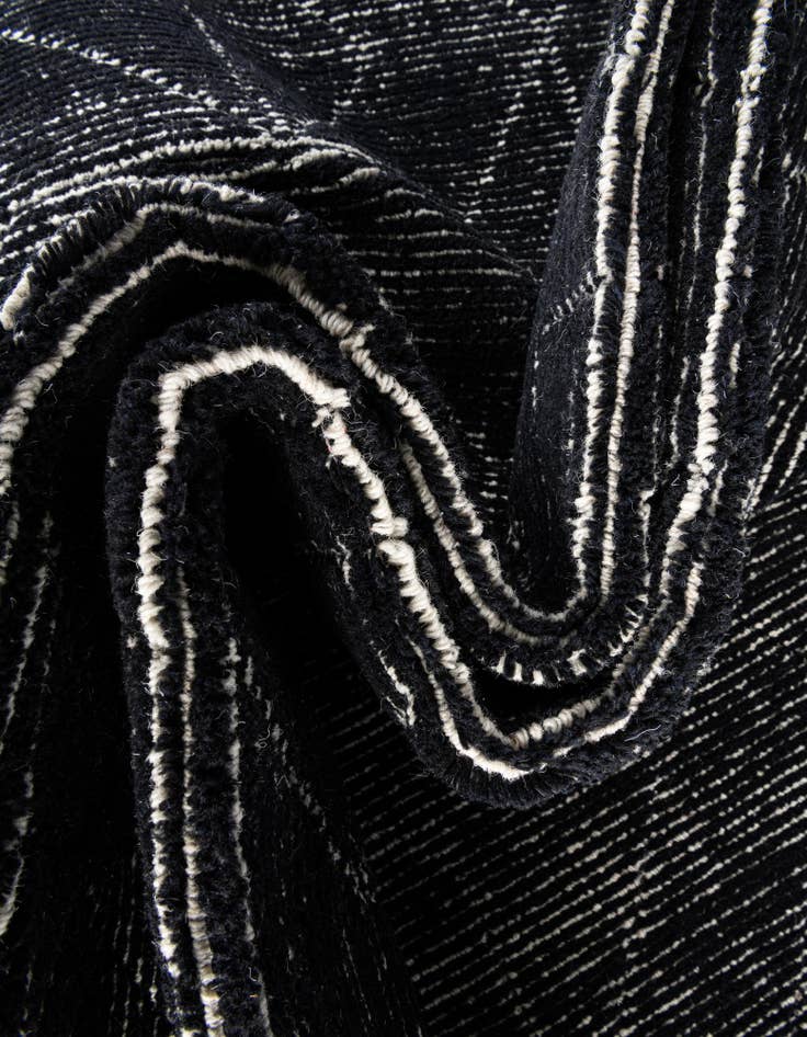 Detail image of 12' x 12' WoolCraft Geometric Square Rug
