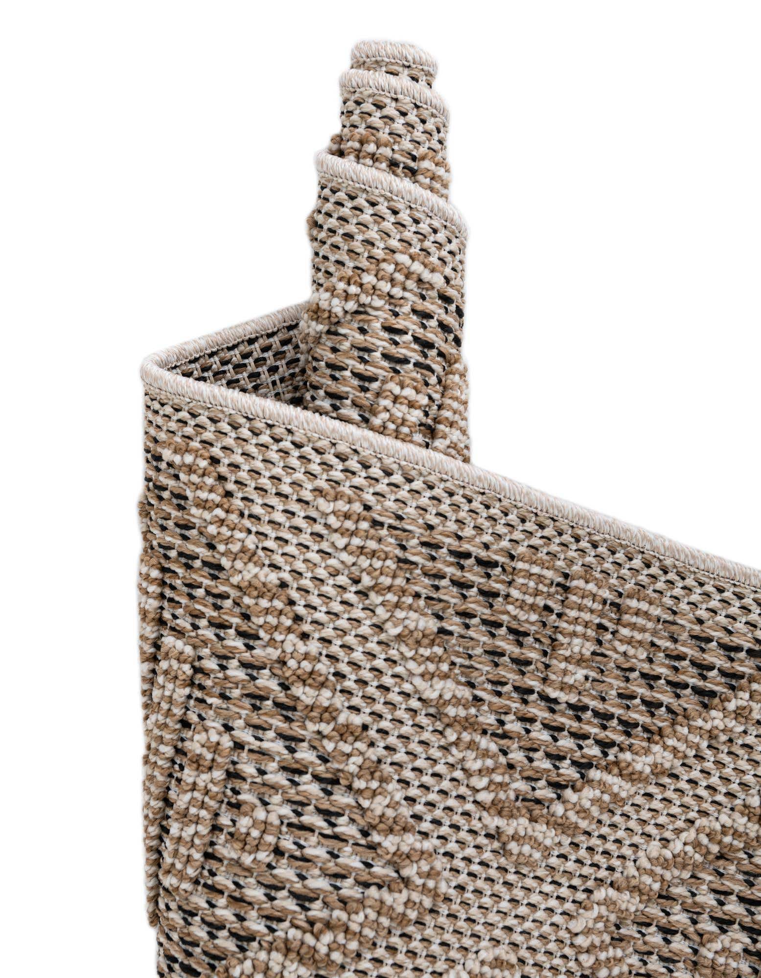 Detail image of 160cm x 245cm Lattice Indoor / Outdoor Rug