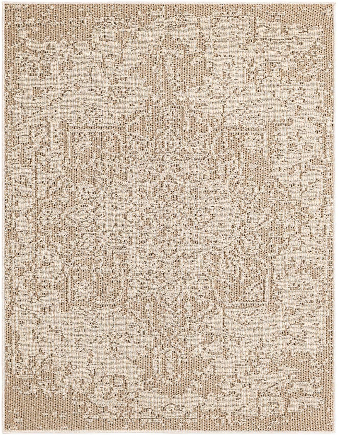 4' 1 x 6' 1 Easy-Clean Traditional Indoor / Outdoor Rug