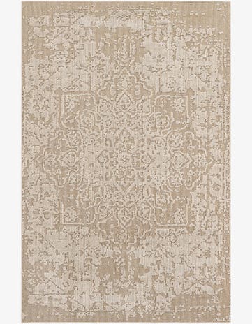 6' 1 x 9' Easy-Clean Traditional Indoor / Outdoor Rug