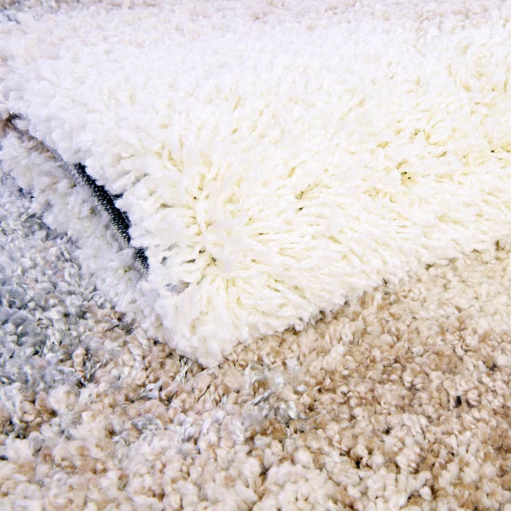 Detail image of 7' 10 x 10' Soft Touch Shag Rug