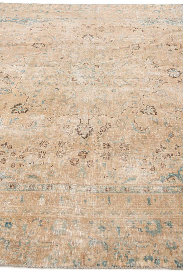Detail image of 8' 1 x 11' Hand Knotted Ultra Vintage Persian Wool Rug
