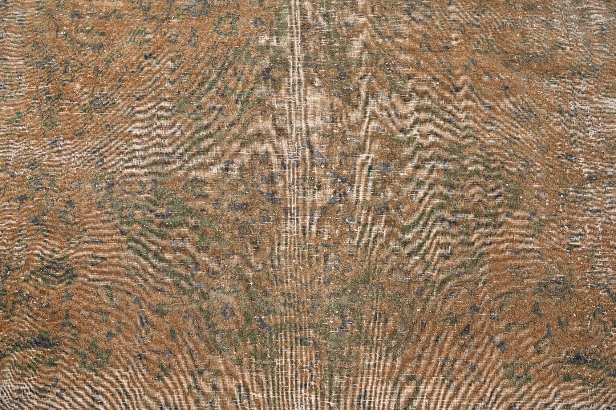8' 10 x 10' 10 Hand Knotted Ultra Vintage Persian Wool Rug