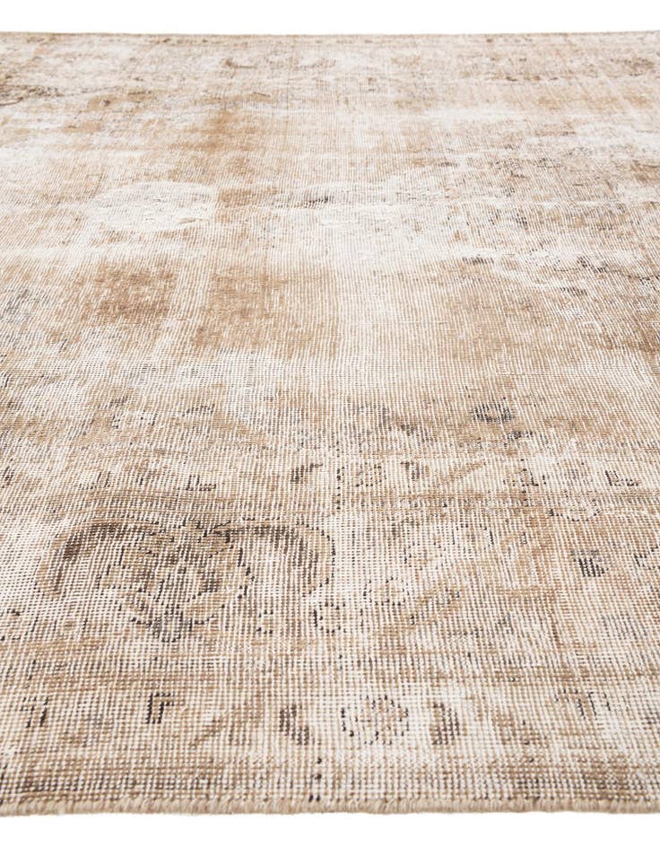 Detail image of 6' 5 x 9' 8  Hand Knotted Ultra Vintage Persian Wool Rug