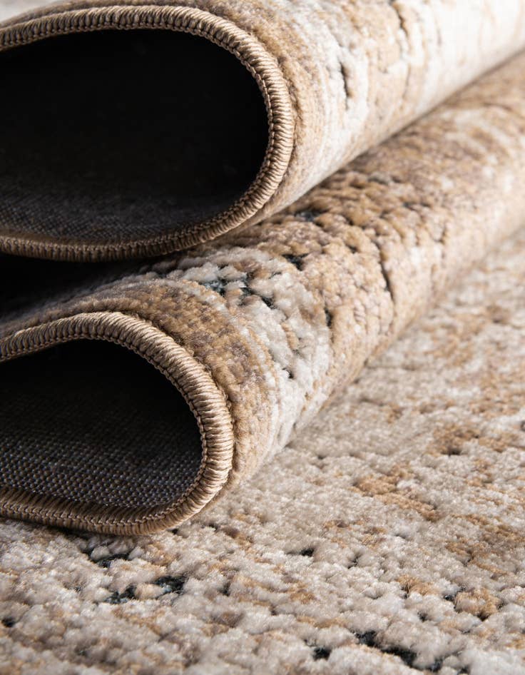 Detail image of 7' 10 x 7' 10 Eliza Round Rug