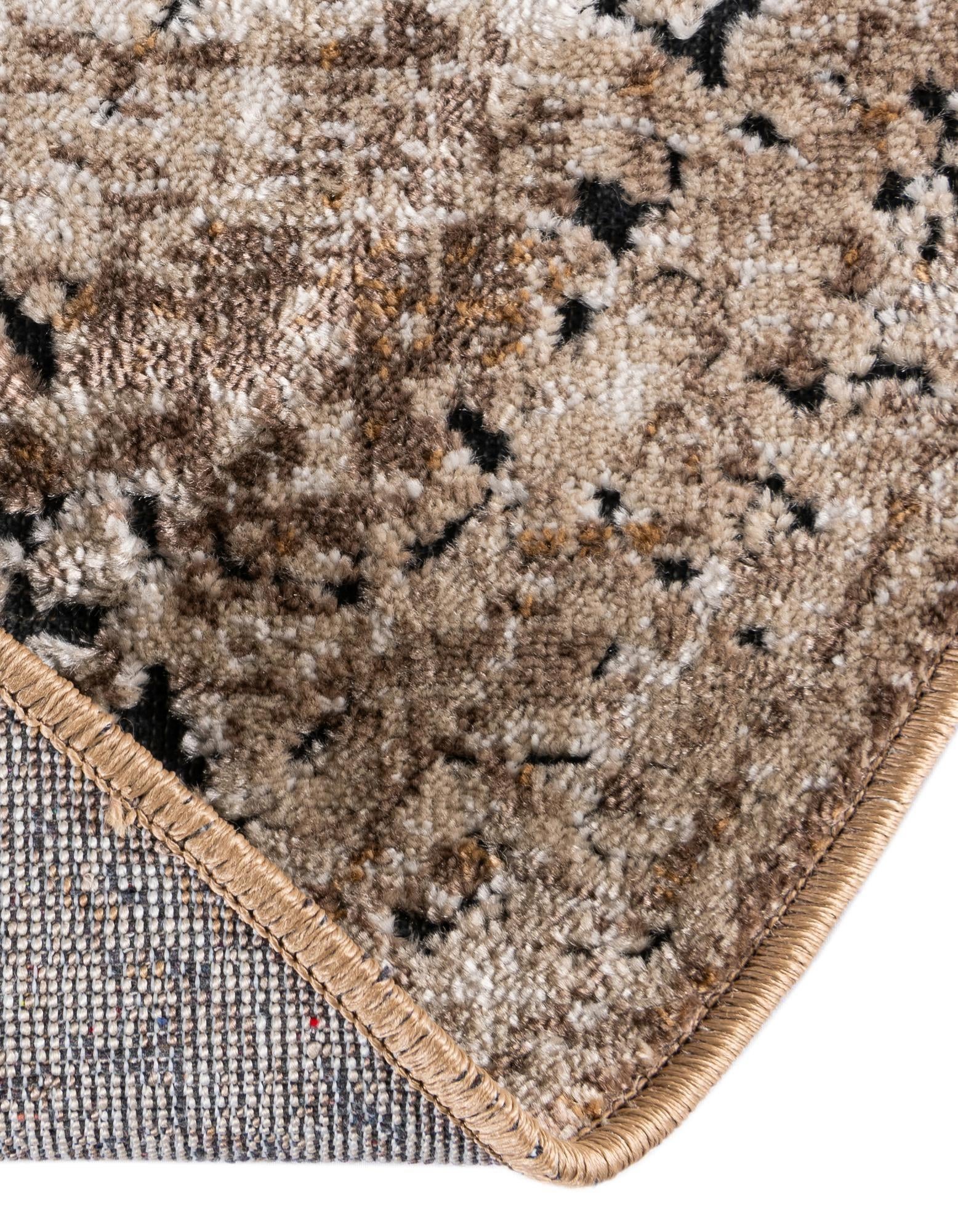 7' 10 x 7' 10 Villa Round Rug