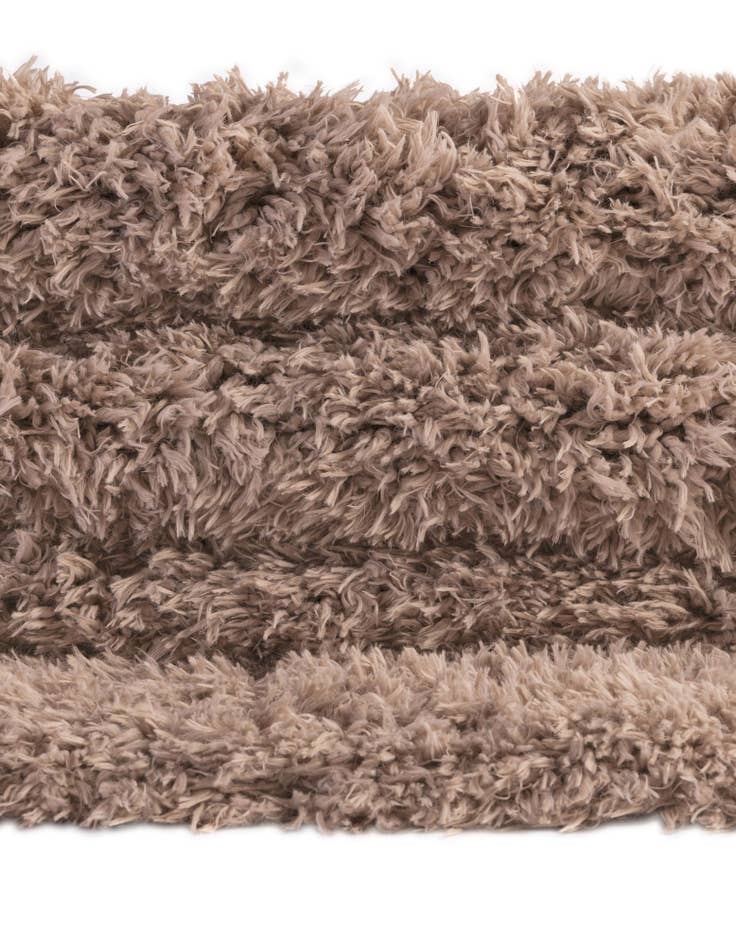 Detail image of 2' x 6' 5 Infinity Shag Runner Rug