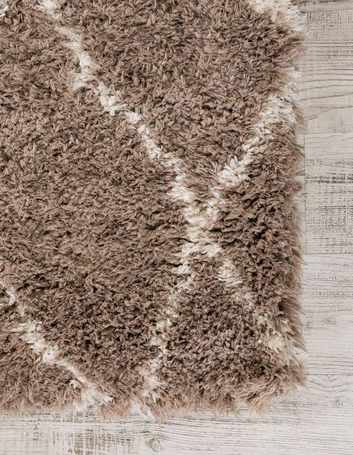 2' 7 x 10' Infinity Shag Runner Rug