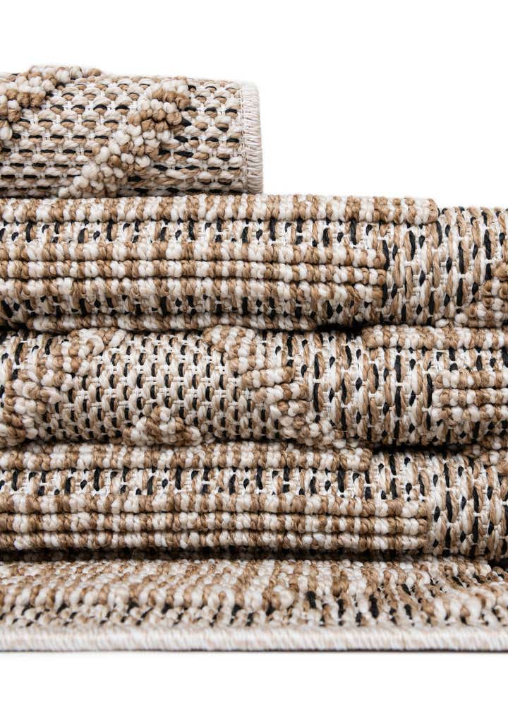 2' x 6' 1 Easy-Clean Lattice Indoor / Outdoor Runner Rug