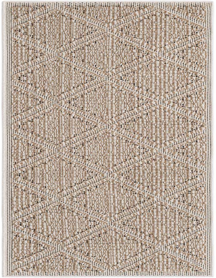 2' x 6' 1 Easy-Clean Lattice Indoor / Outdoor Runner Rug