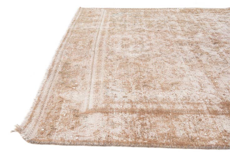 Detail image of 4' x 8' 8 Hand Knotted Ultra Vintage Persian Wool Runner Rug