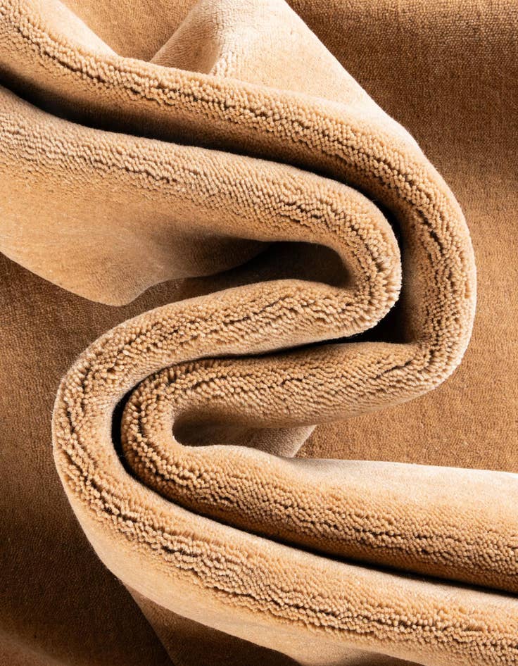 Detail image of 3' 3 x 12' Jill Zarin Border Wool Runner Rug