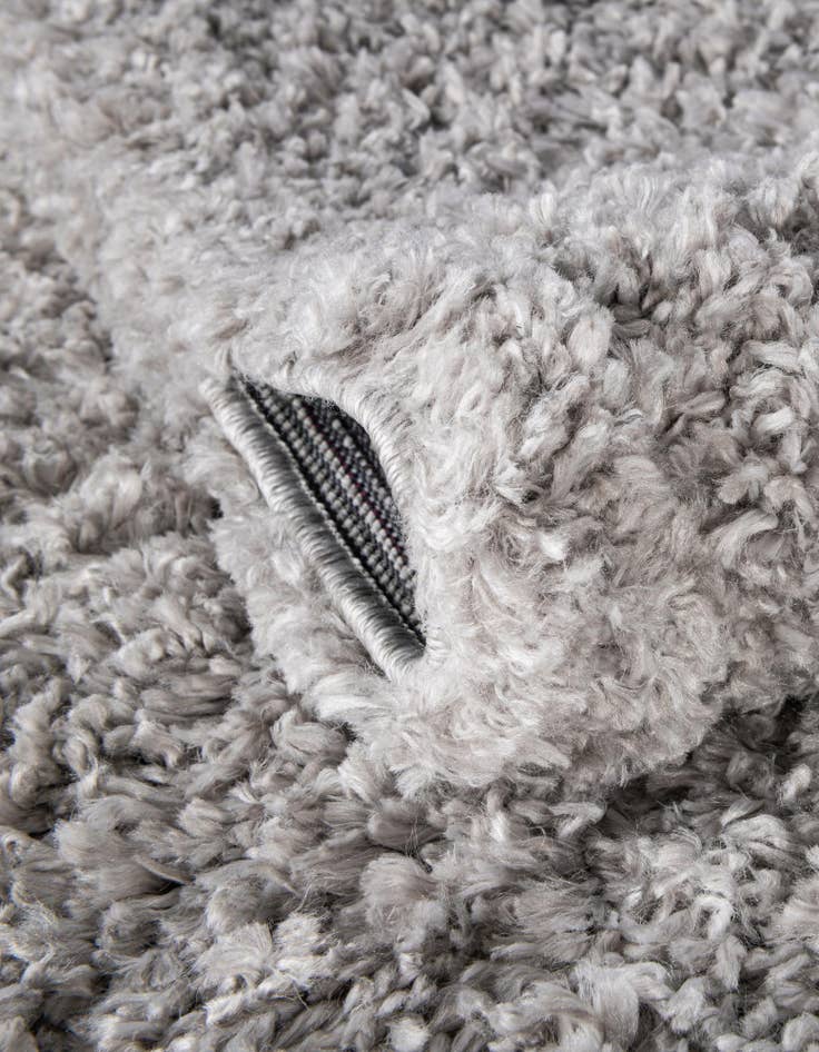 Detail image of 3' 2 x 3' 2 Zermatt Shag Round Rug