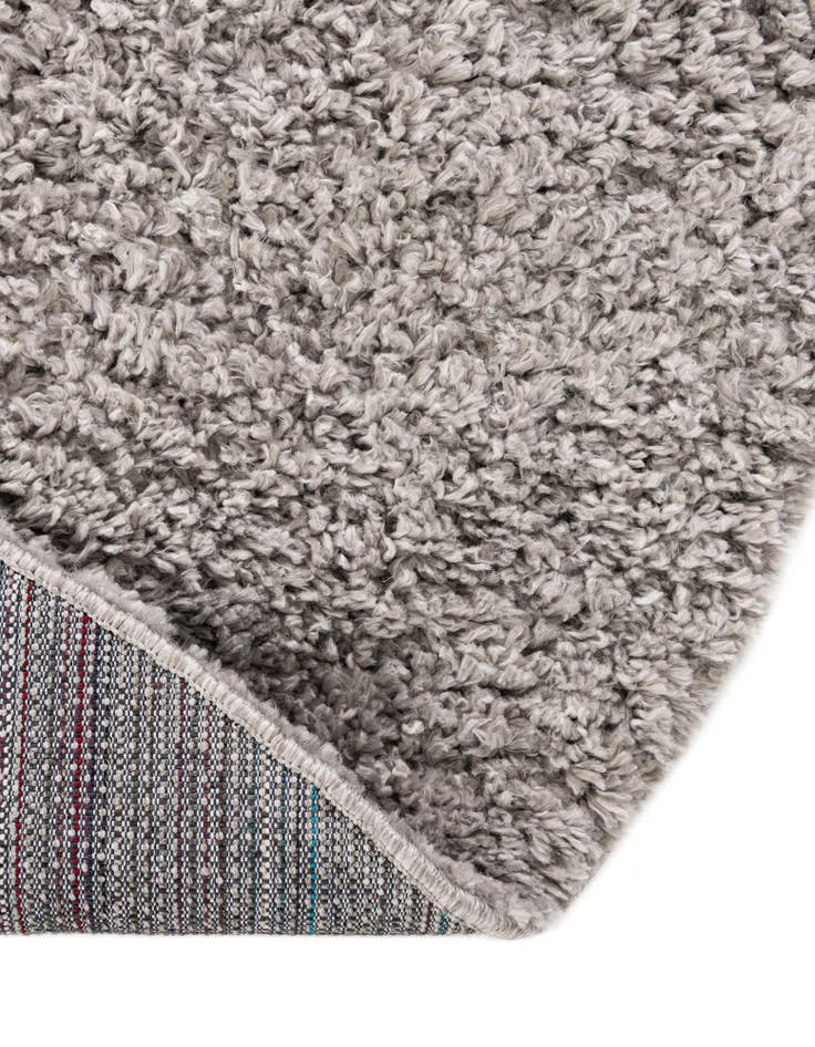 Detail image of 6' 2 x 6' 5 Zermatt Shag Round Rug