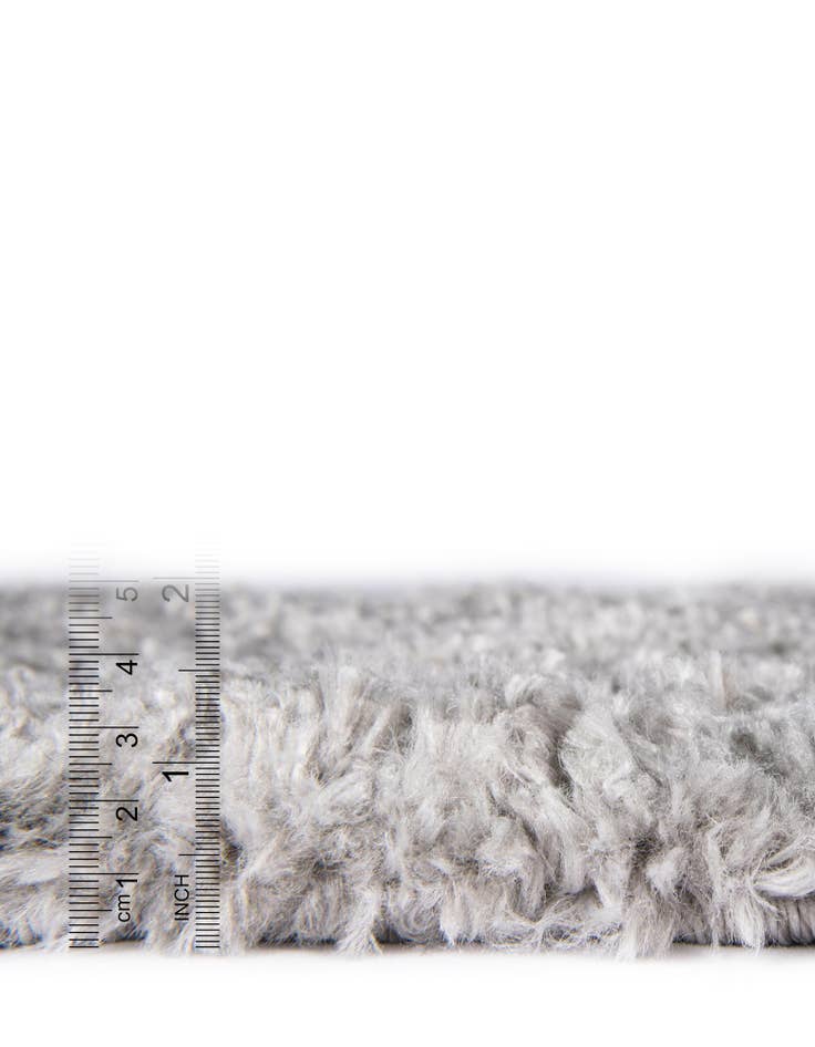 Detail image of 2' 6 x 10' Zermatt Shag Runner Rug