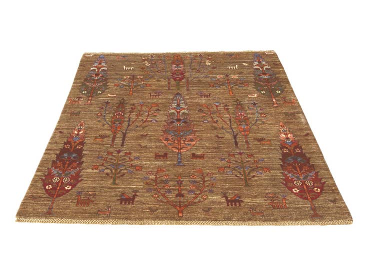 Detail image of 5' x 6' 7 Hand Knotted Ariana Ziegler Rug