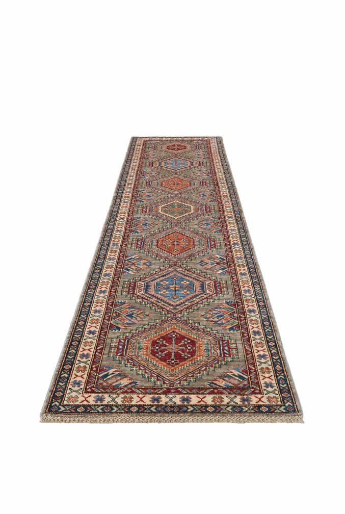 2' 8 x 10' 8 Hand Knotted Kazak Round Rug