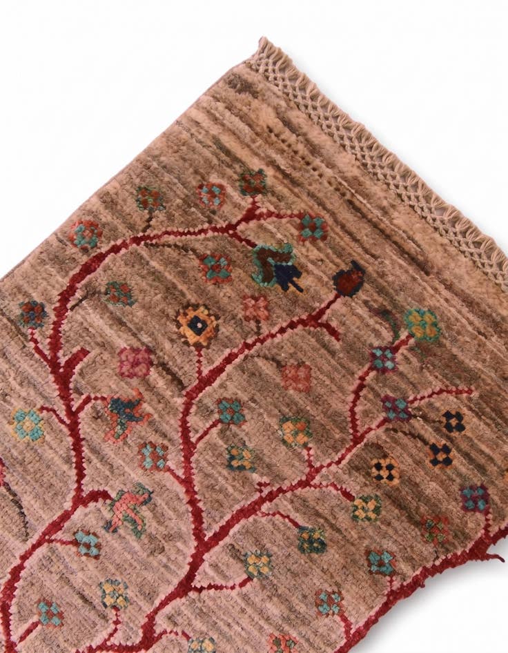 Detail image of 5' 1 x 7' 1 Hand Knotted Ariana Ziegler Rug