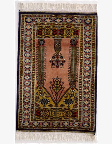 2' 8 x 4' 3 Bokhara Wool Rug
