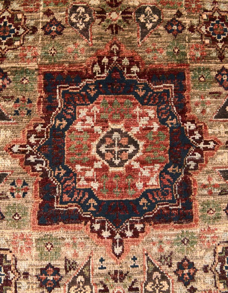 Detail image of 2' x 3' 2 Hand Knotted Mamluk Ziegler Rug