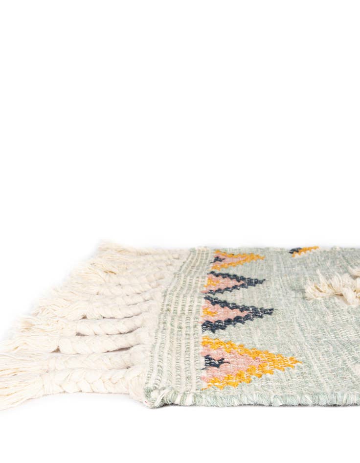 Detail image of 10' x 13' 1 Hand Woven Arizona Wool Rug