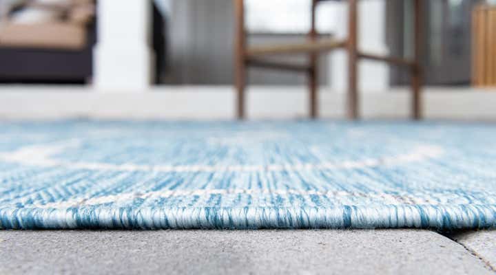 6' x 9' Easy-Clean Botanical Indoor / Outdoor Rug