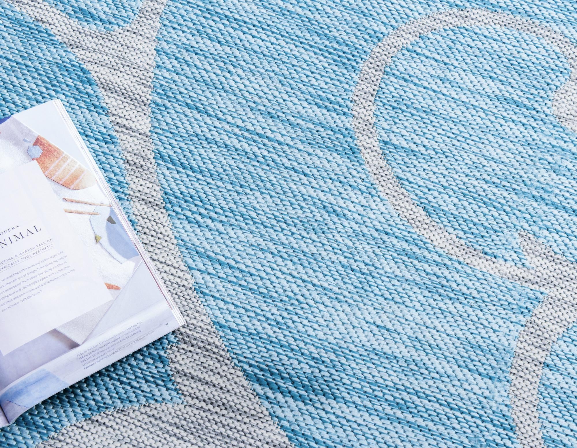 7' 10 x 11' Easy-Clean Botanical Indoor / Outdoor Rug