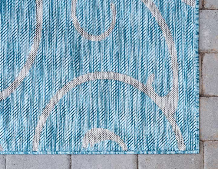 6' x 9' Easy-Clean Botanical Indoor / Outdoor Rug