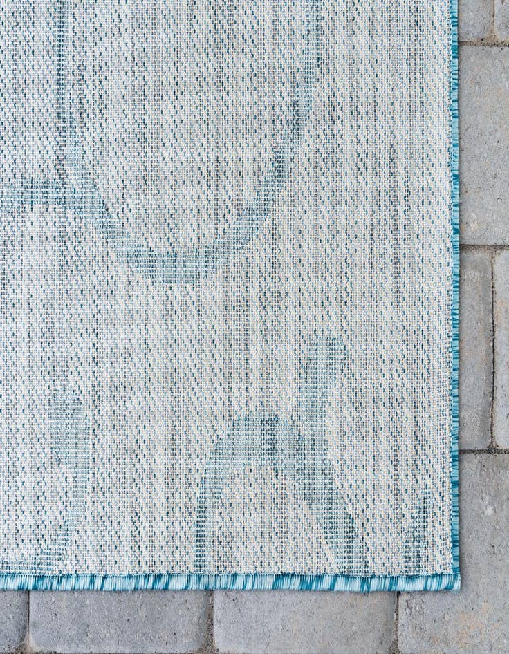 Detail image of 6' x 9'  Washable Botanical Indoor / Outdoor Rug