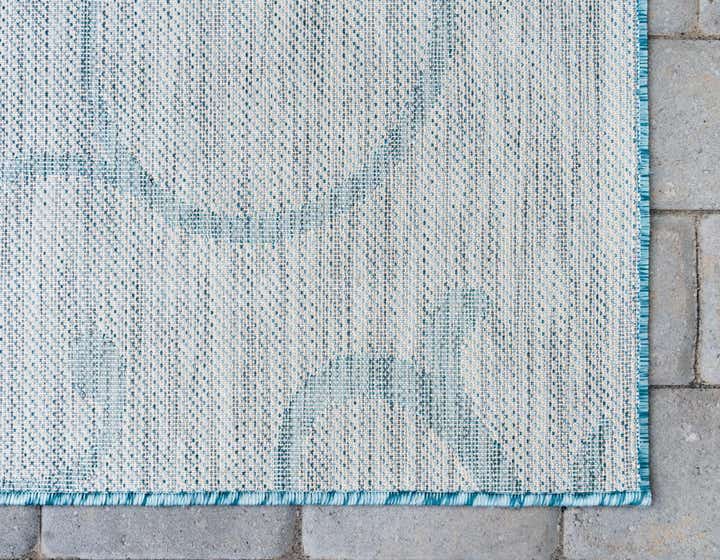 6' x 9' Easy-Clean Botanical Indoor / Outdoor Rug