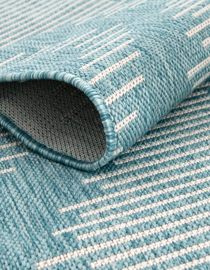 Detail image of 9' x 12' Easy-Clean Modern Indoor / Outdoor Rug